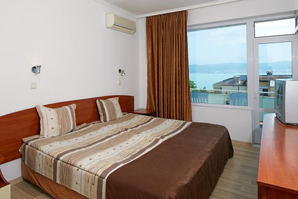 Night Panorama Hotel Nesebar Buitenkant foto